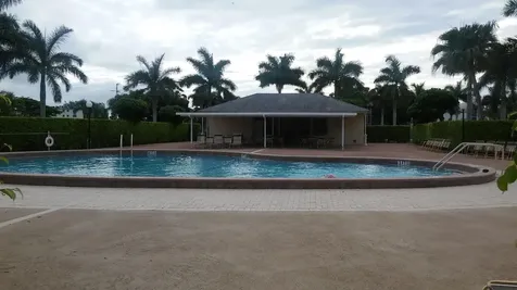251 Fanshaw F Boca Raton FL 33434