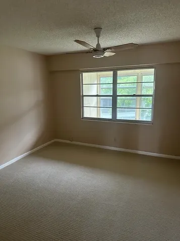 251 Fanshaw F Boca Raton FL 33434