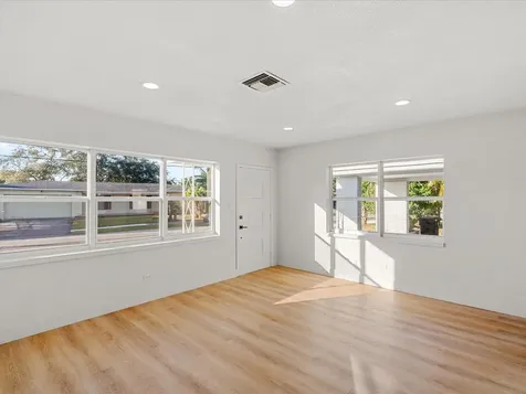 1901 Nw 3 Court Fort Lauderdale FL 33311