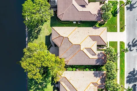 6880 Antinori Lane Boynton Beach FL 33437
