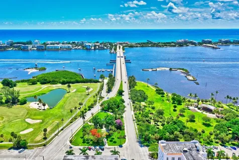 304 S Ocean Breeze Lake Worth Beach FL 33460