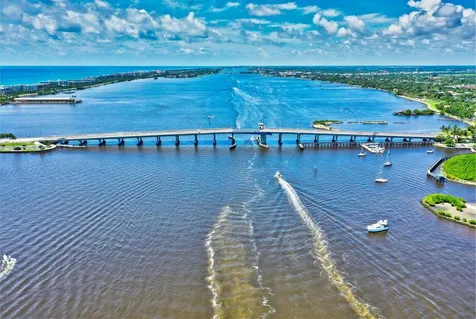 304 S Ocean Breeze Lake Worth Beach FL 33460
