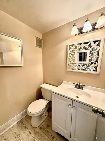 39 Waltham B West Palm Beach FL 33417