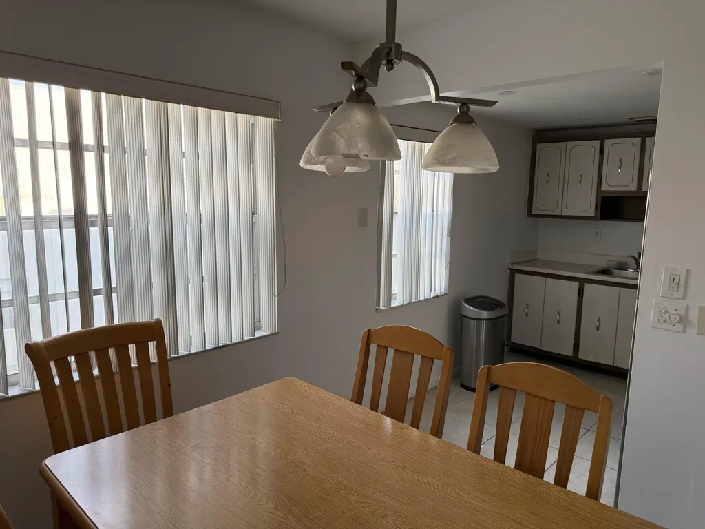 468 Capri J Delray Beach FL 33484