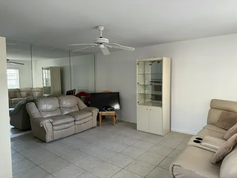468 Capri J Delray Beach FL 33484