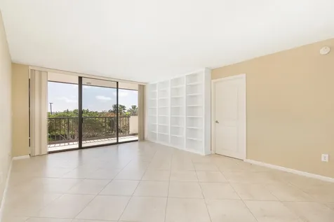 5200 N Flagler Drive West Palm Beach FL 33407