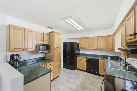 131 Se Lucero Drive Port Saint Lucie FL 34983
