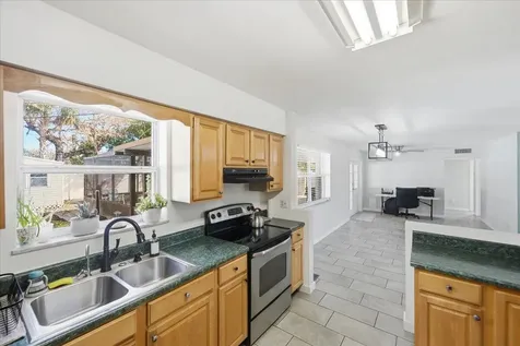 131 Se Lucero Drive Port Saint Lucie FL 34983