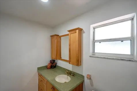 131 Se Lucero Drive Port Saint Lucie FL 34983