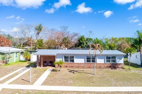 131 Se Lucero Drive Port Saint Lucie FL 34983