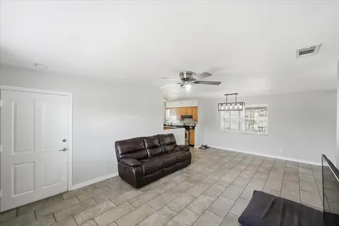 131 Se Lucero Drive Port Saint Lucie FL 34983