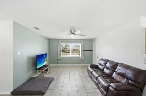 131 Se Lucero Drive Port Saint Lucie FL 34983