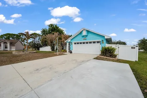 2201 Sw Halissee Street Port Saint Lucie FL 34953