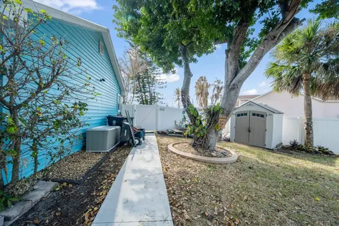 2201 Sw Halissee Street Port Saint Lucie FL 34953