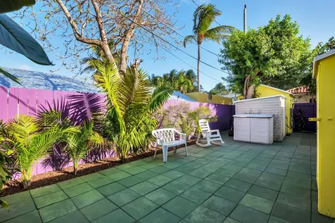 2 Kenmore Lane Boynton Beach FL 33435