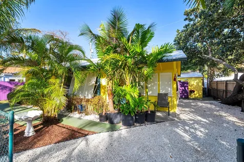 2 Kenmore Lane Boynton Beach FL 33435