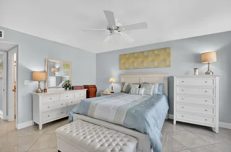 250 Ne 20th Street Boca Raton FL 33431