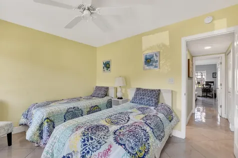 250 Ne 20th Street Boca Raton FL 33431