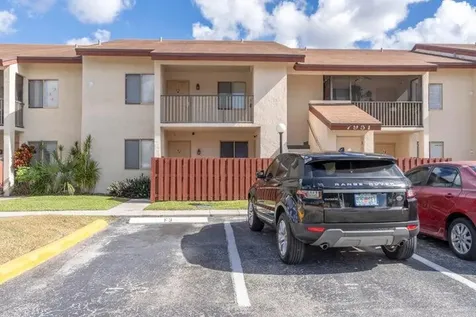 7951 Southgate Boulevard North Lauderdale FL 33068