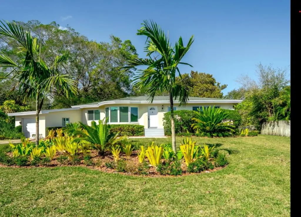 323 NW Spanish River Boulevard Boca Raton FL 33431