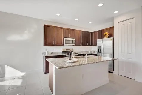 11706 Sw Oceanus Boulevard Port Saint Lucie FL 34987