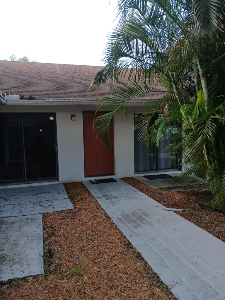 1511 Hawthorne Place Wellington FL 33414