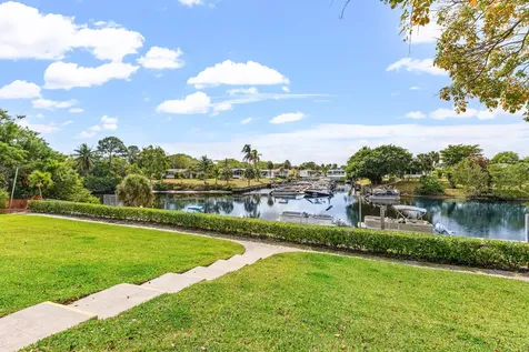 5048 Heatherhill Lane Boca Raton FL 33486