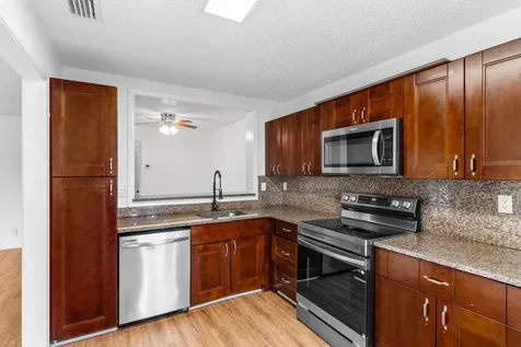 5048 Heatherhill Lane Boca Raton FL 33486