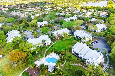 5048 Heatherhill Lane Boca Raton FL 33486