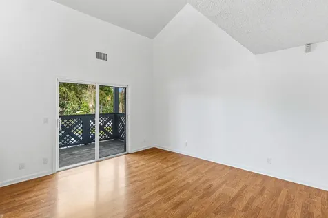 5048 Heatherhill Lane Boca Raton FL 33486