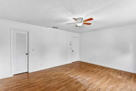 5048 Heatherhill Lane Boca Raton FL 33486