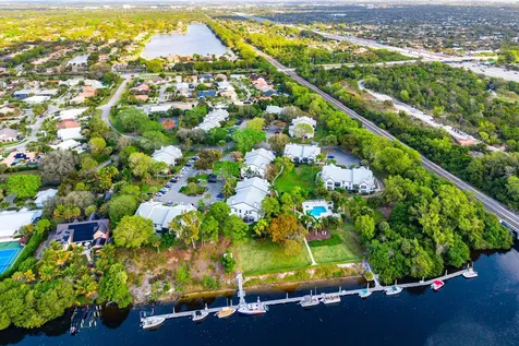 5048 Heatherhill Lane Boca Raton FL 33486
