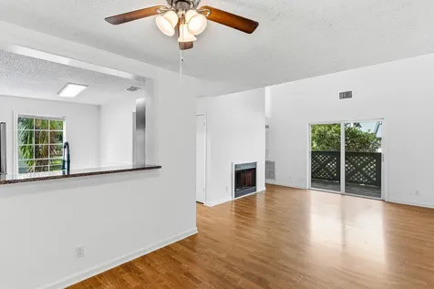 5048 Heatherhill Lane Boca Raton FL 33486