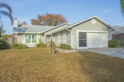 135 10th Avenue Vero Beach FL 32962