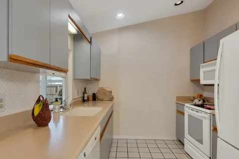 135 10th Avenue Vero Beach FL 32962