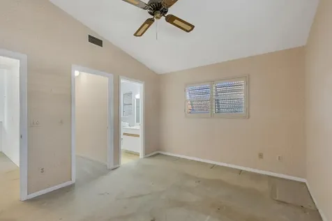 135 10th Avenue Vero Beach FL 32962