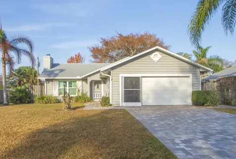 135 10th Avenue Vero Beach FL 32962
