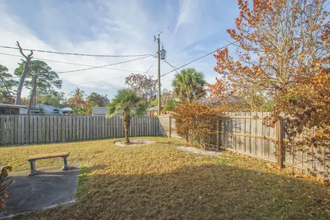 135 10th Avenue Vero Beach FL 32962