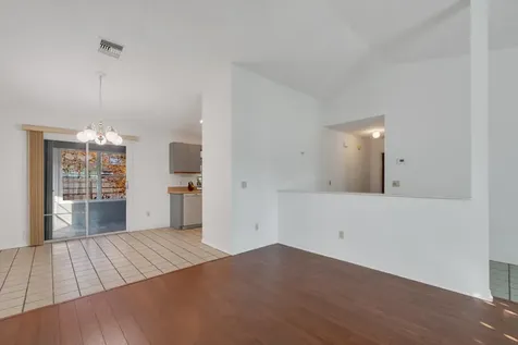 135 10th Avenue Vero Beach FL 32962
