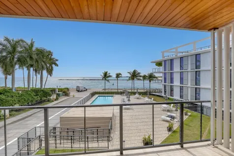 106 Inlet Way Palm Beach Shores FL 33404