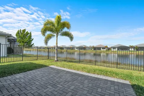 11935 Sw Backshore Drive Port Saint Lucie FL 34987