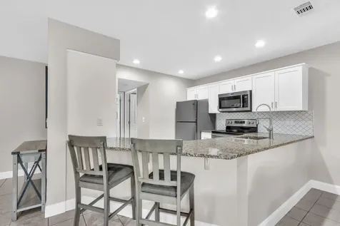 1605 S Us Highway 1 Jupiter FL 33477