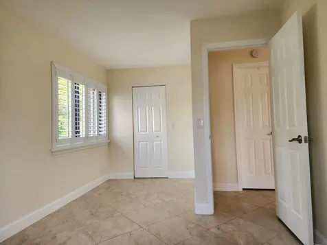 310 Knotty Pine Circle Greenacres FL 33463