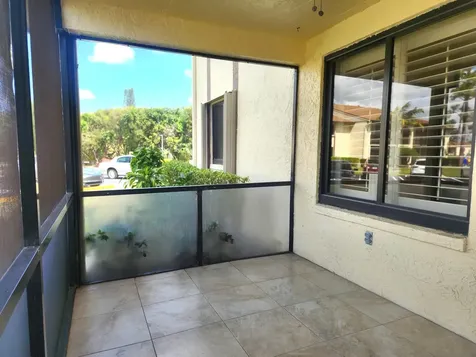 310 Knotty Pine Circle Greenacres FL 33463