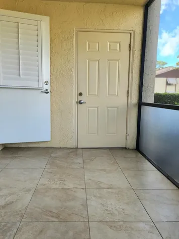 310 Knotty Pine Circle Greenacres FL 33463