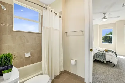 2846 Juniper Lane Davie FL 33330