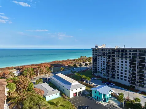 715 S Ocean Drive Fort Pierce FL 34949