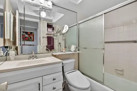 100 Se 6th Avenue Pompano Beach FL 33060