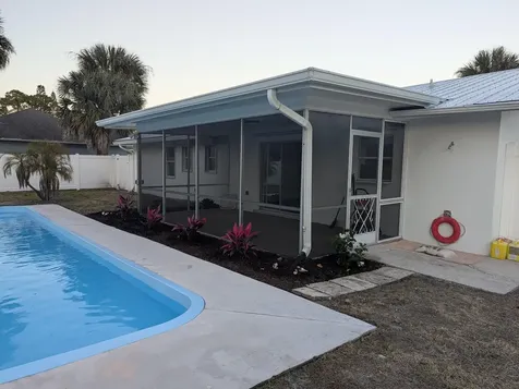 382 Easy Street Sebastian FL 32958