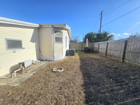 8110 Se Eagle Avenue Hobe Sound FL 33455